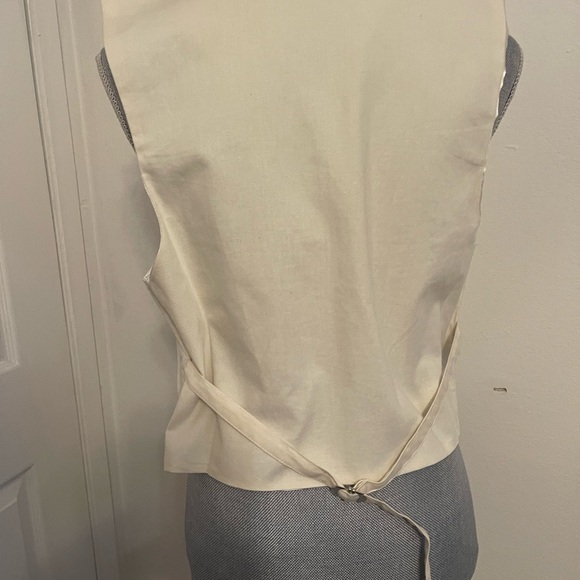 Cream Button-Up Vest - Picture 2 of 16